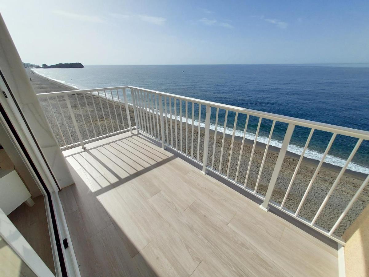 Ocean Beach Salobrena Exterior photo